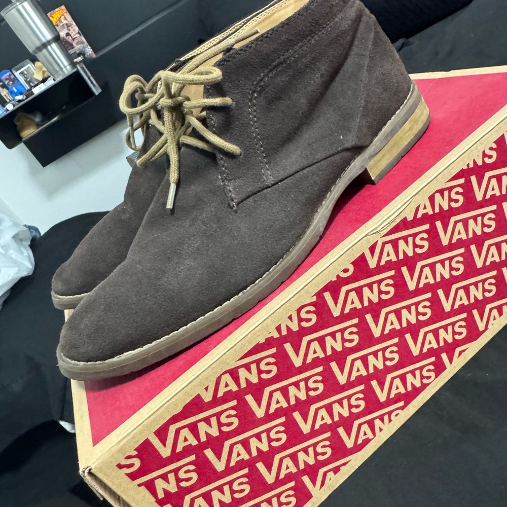 Calvin Klein Men's Brown Chukka Boots